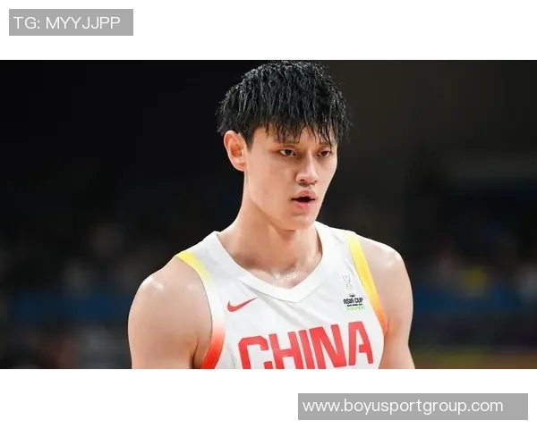 媒体人深度解析曾凡博被裁背后的商业逻辑与情感冲突 媒体人深度解析曾凡博被裁背后的商业逻辑与情感冲突