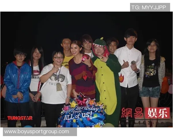 鲁尼即将迎来40岁生日化身牙叔献唱皇后乐队经典歌曲庆祝盛典