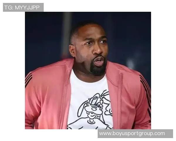 快船公关部门干预记者提问小卡阴阳合同事件引发关注