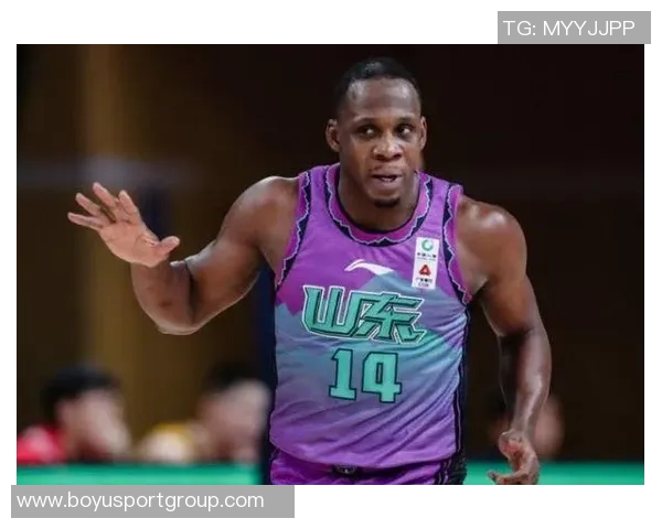 费尔斯表现低迷15投仅5中贡献13分5篮板3助攻全队最低正负值10 费尔斯表现低迷15投仅5中贡献13分5篮板3助攻全队最低正负值10