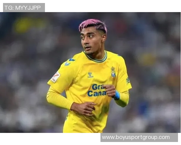 伯恩茅斯边后卫朱利安阿劳霍正式租借加盟凯尔特人为期六个月 伯恩茅斯边后卫朱利安阿劳霍正式租借加盟凯尔特人为期六个月